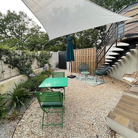 Bulle de détente avec jacuzzi Saint-Martin-de-Londres Exterior foto